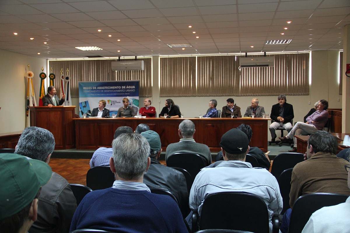 CONVÊNIO DE EXTENSÃO DA REDE DE ÁGUA DE CONSOLATA FOI ASSINADO HOJE